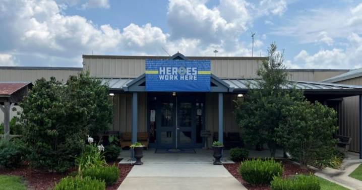ADOC officer arrested after attempting to bring in cell phone, fentanyl, meth to Bibb County Correctional Facility, ADOC confirms