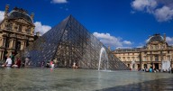 France's Louvre museum shut after Paris jewellery heist