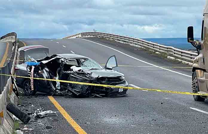 Muere mujer en accidente en Carr., a Zacatecas