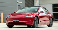 Tesla income falls as revenues rise in Q3