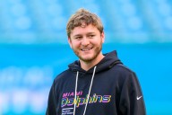 Dolphins' Quinn Ewers takes backup job over Zach Wilson