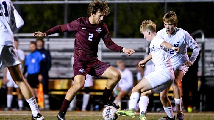 Okemos soccer captures second straight district title with win over Grand Ledge