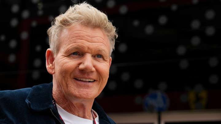 Gordon Ramsay's Pro Tip For Making The Best Burgers