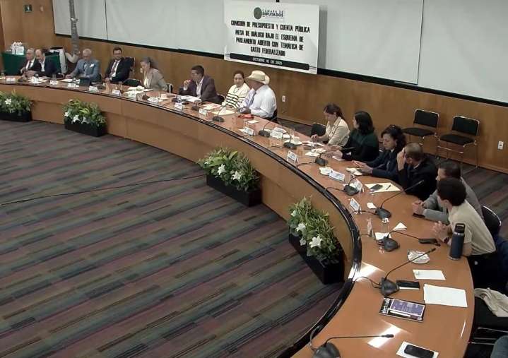 Acusan recorte a municipios para financiar comunidades indígenas; Hacienda lo niega