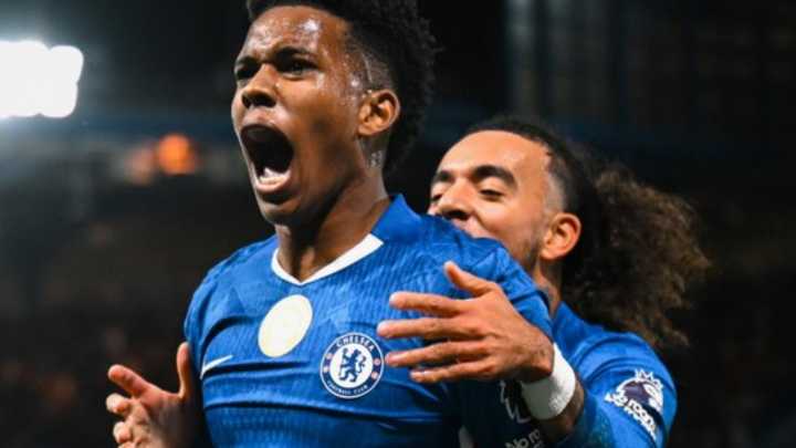 El Chelsea hunde a un Liverpool que pierde el liderato
