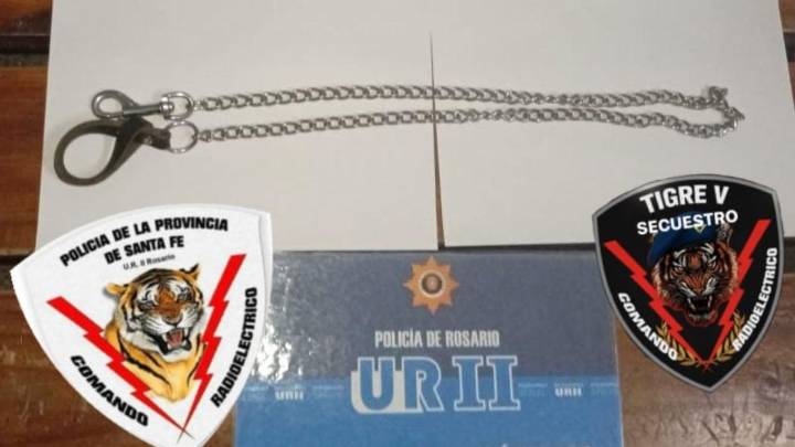 Horror y brutal episodio de violencia de género: sometió en la calle a una joven desnuda y con una cadena al cuello