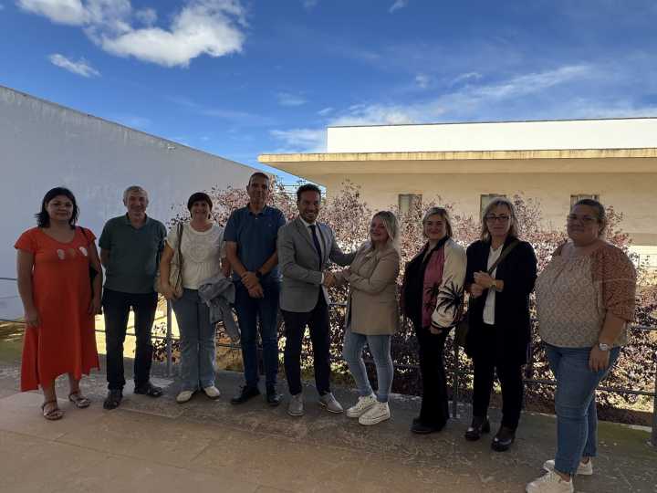 La Universidad de Alicante atenderá la petición de las AMPA y mantendrá las PAU en Alcoy para el curso 2025