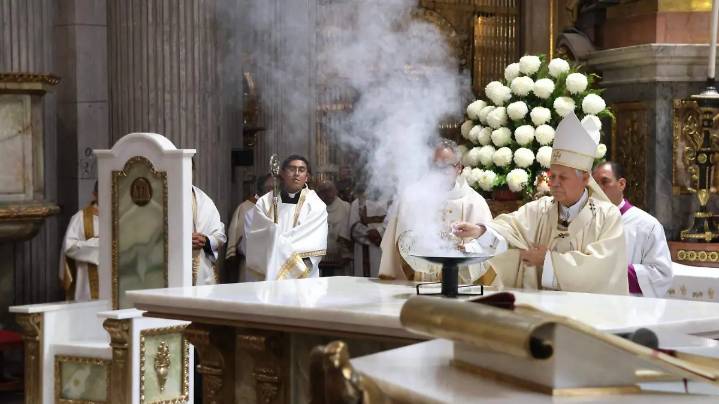 Para qué se usan el altar, el ambón y la cátedra que estrenó la Catedral de Puebla