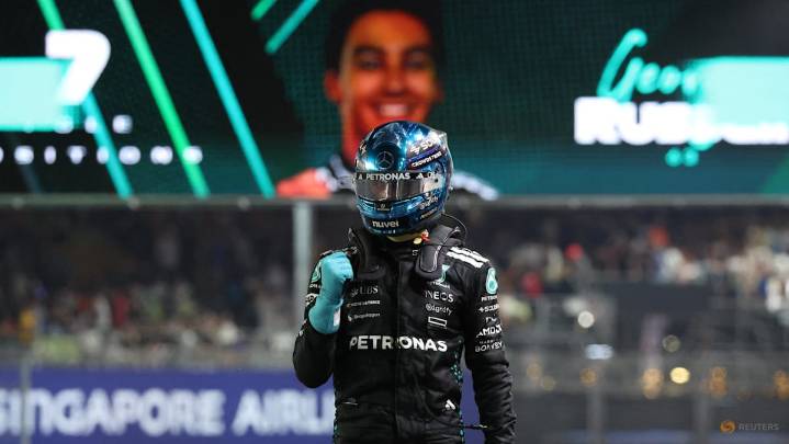 Russell puts Mercedes on pole at Singapore Grand Prix