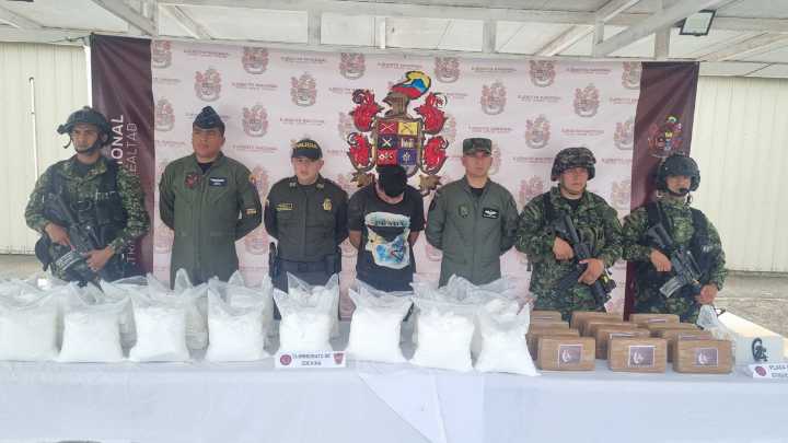 Golpe al narcotráfico en Tumaco, Nariño: 1.8 toneladas de cocaína incautadas por el Ejército Nacional en medio de tensiones con Donald Trump