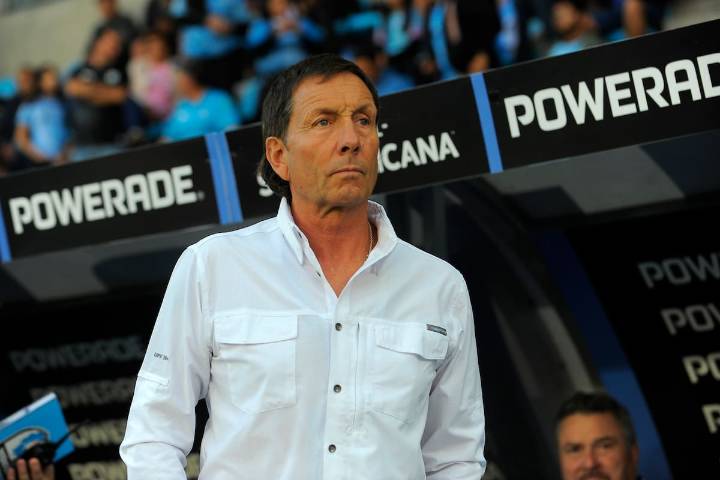 El colista del fútbol chileno se queda sin DT: Fernando Díaz renunció a la banca de Deportes Iquique