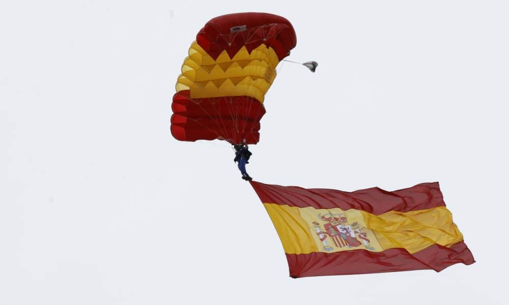 España celebra su Fiesta Nacional con un desfile militar presidido por Felipe VI