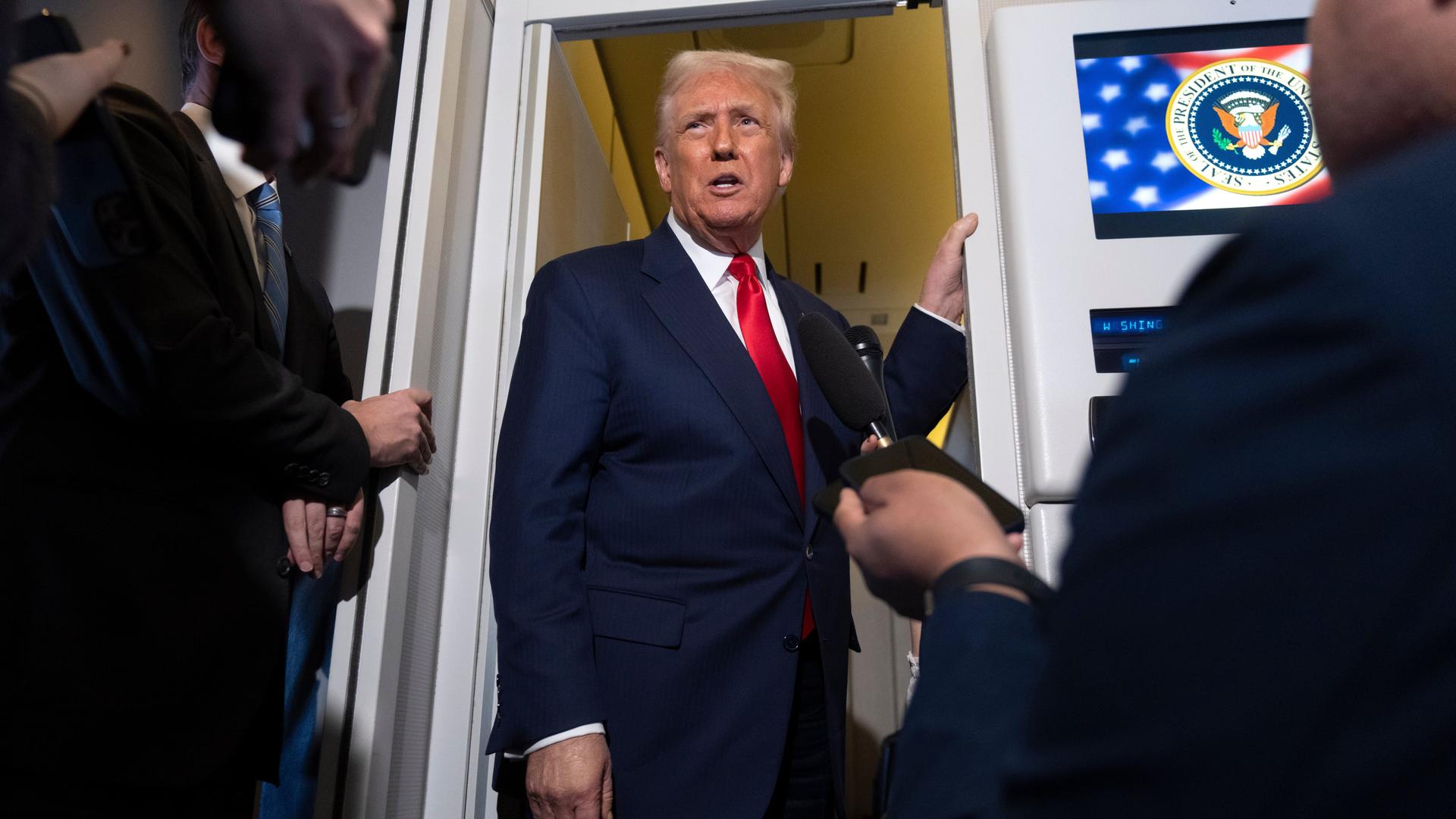 Trump hails meeting with China's Xi as a '12 out of 10'