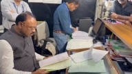 Bawankule finds hidden cash during raid at Nagpur sub