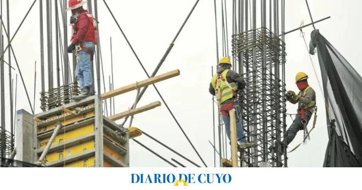 La construcción mejoró levemente en agosto, según el INDEC