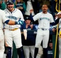 En béisbol, Toronto Blue Jays se clasificaron para la World Series 2025 luego de vencer a los Seattle Mariners en el Juego 7 de la Serie de Campeonato de la Liga Americana.