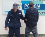 Si entre ellos pelean los devoran los de afuera: Atacó a su hermano con un fierro y terminó preso