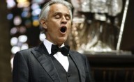 Andrea Bocelli canta a Trump en la Oficina Oval