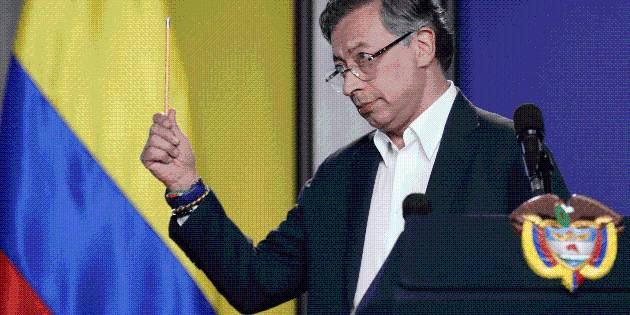 EU impone sanciones al presidente de Colombia