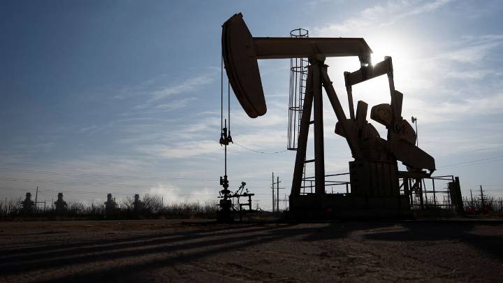 OPEC+ nears agreement for modest November production hike