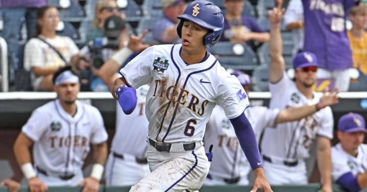 Jay Johnson explains why LSU is moving Derek Curiel to CF and Chris Stanfield to left field