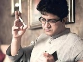 Prasoon Joshi honoured with National Kishore Kumar Award, calls it "matter of great pride" Photo Source; ANI [ FULL VIEW ]