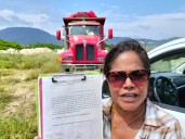Agente municipal denuncia vertimiento ilegal de escombros por camiones de CATEM en Salinas del Marqués