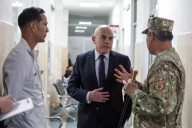 Ernesto Álvarez visita Hospital Militar con la finalidad de ver necesidades de nosocomio