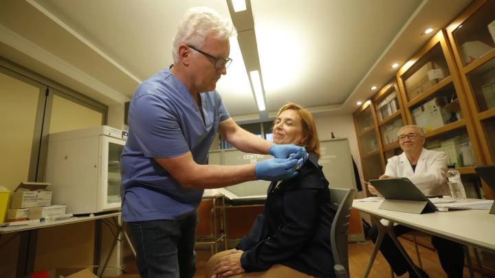 El Colegio de Farmacéuticos de Zaragoza se convierte en centro de vacunación contra gripe y covid