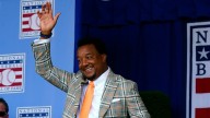 Pedro Martinez Rallies Red Sox Before Game 3 Vs. Yankees