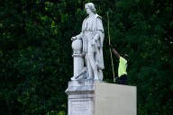 What’s open on Columbus Day 2025? UPS, Costco, banks, mail delivery, stock markets, restaurants