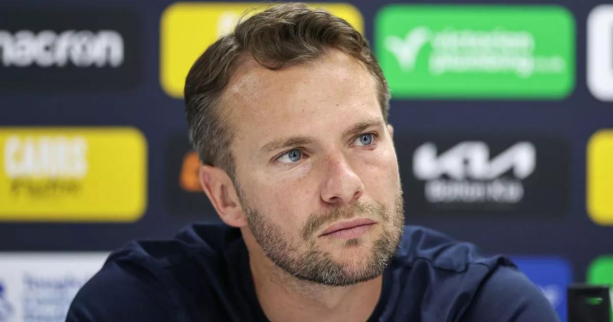 Ex-Man United star gets dreaded vote of confidence after nightmare start to season