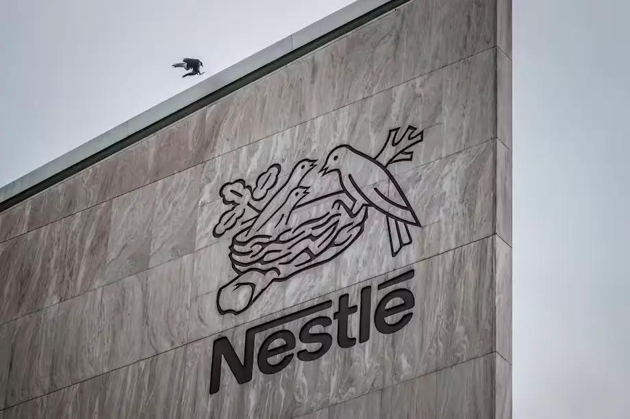 Nestlé anunció que eliminará 16.000 puestos de trabajo en los próximos dos años, ¿por qué?
