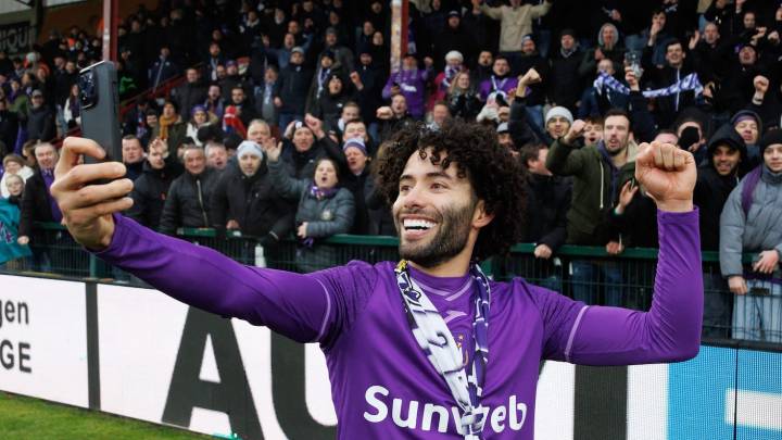 Chino Huerta reaparece en Anderlecht y lo hace con gol