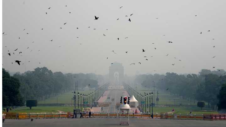 'Severe' air pollution chokes Delhi on Diwali night as 4 stations record above 400 AQI