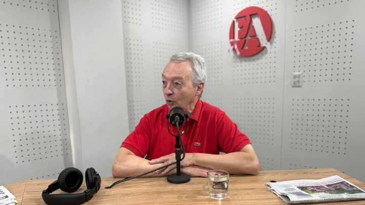 Rubén Manzi: "Raúl Jalil es un malabarista del acomodo"
