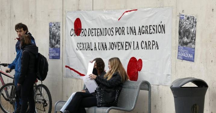 La joven violada por magrebíes en Pamplona fue llevada a un asentamiento ilegal de inmigrantes