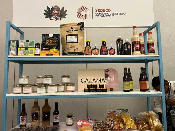 MARCA PROPIA, PUERTA A AUTOSERVICIOS