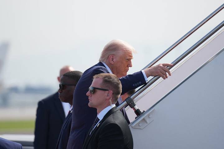 'Where Is His Escort?': Trump’s Strange On-Camera Moment Has Health Rumors Spiraling Again