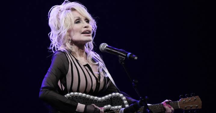 'She's strong, she's loved': Dolly Parton's sister calls for prayers as country star faces health challenges