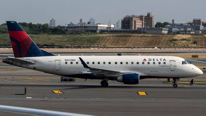 Delta jets have a 'low-speed collision' on LaGuardia taxiway, injuring 1