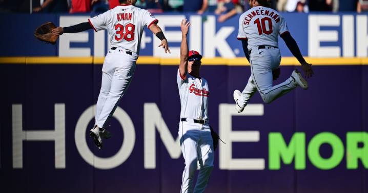 Rocchio, Naylor power 5-run eighth inning as Guardians beat Tigers 6