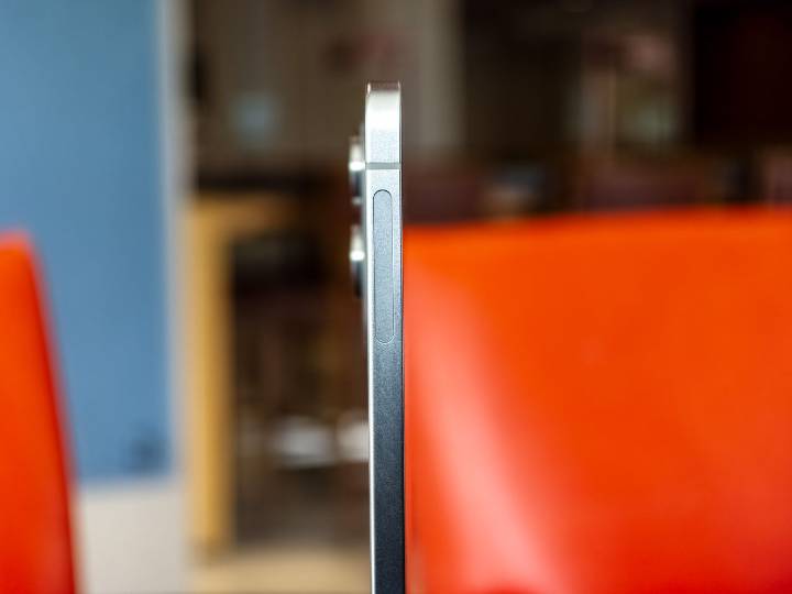 Samsung reportedly drops plans to launch a Galaxy S26 Edge. Here's why I'm not surprised