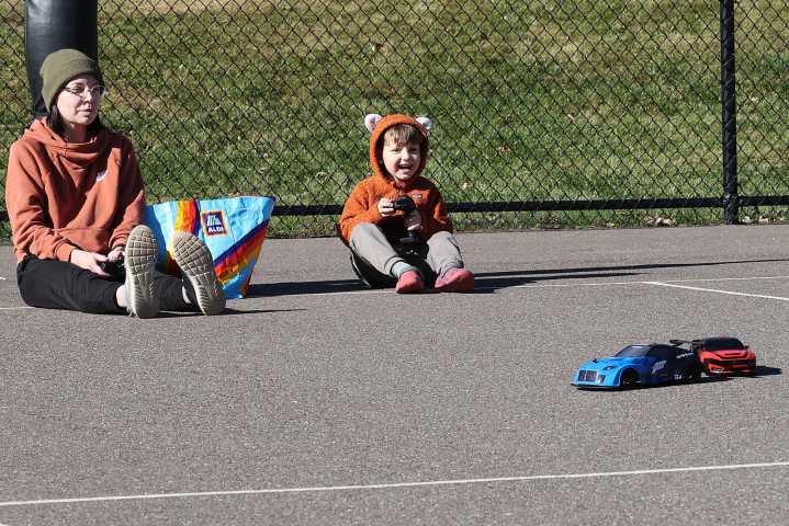 Photos: Monday afternoon at the races in Superior