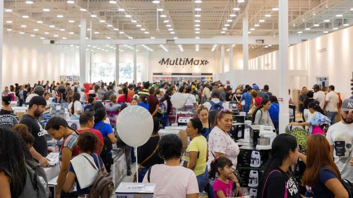 Multimax celebró su sexto año en Venezuela con «Venta Aniversario»