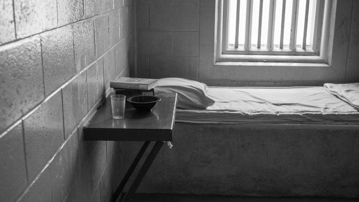 Llevaba desaparecida más de 20 años, pero en realidad estaba secuestrada por sus padres