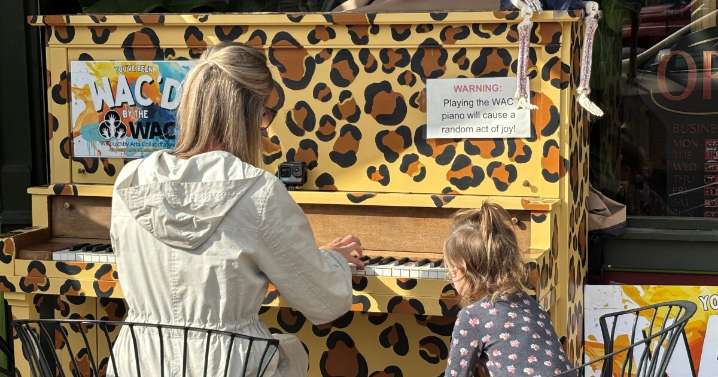 Willoughby's Skully Walk brings Halloween charm to downtown