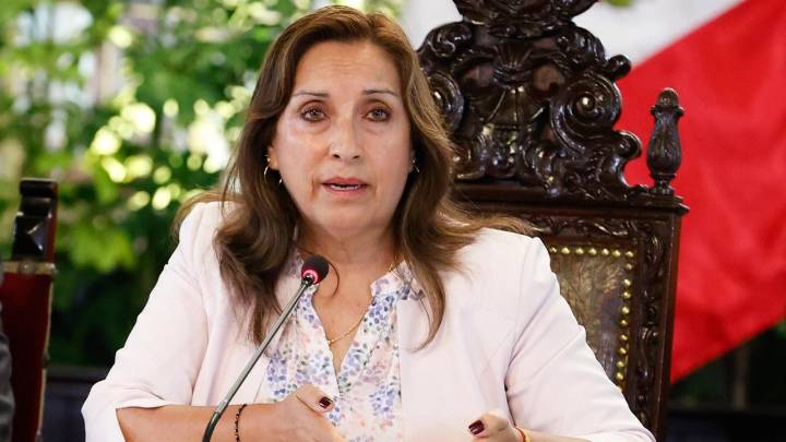 Dina Boluarte es denunciada por ampliación irregular del contrato del puerto de Matarani