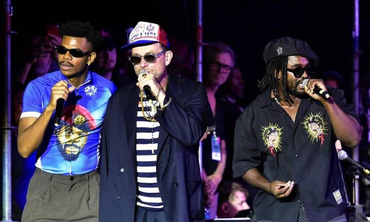 Africa Express y Damon Albarn cierran con ritmos globales el Festival Cervantino en México