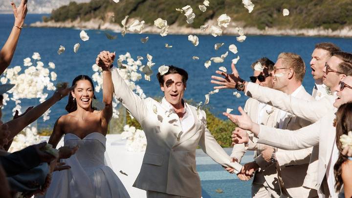 Hazel Wallace Honoured Her Late Father With A Handfasting Ceremony At Her Greek Island Wedding
